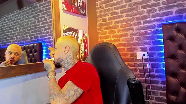 VinzenzRizzo online show from 12-17-25, 04:28