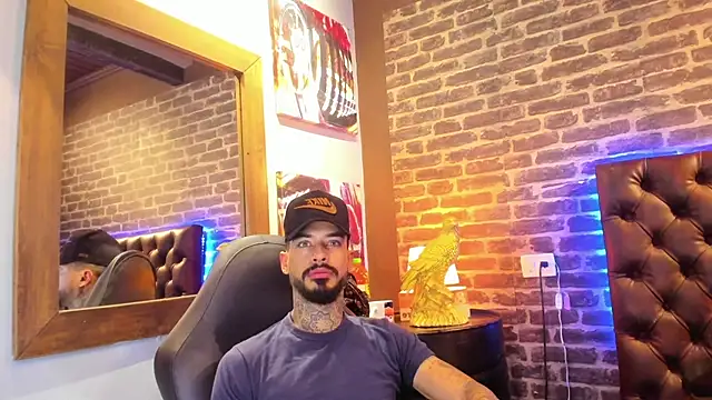 VinzenzRizzo online show from 11-12-25, 03:32