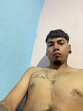 Ricardo2334 online show from 03-03-26, 06:31