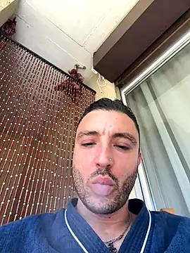Snapshot of SemprePerverso chatting on 09-20-25, 11:37 SemprePerverso online show from 09-20-25, 11:37