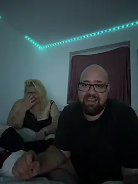 mrandmrsdarkside online show from 04-12-26, 10:46