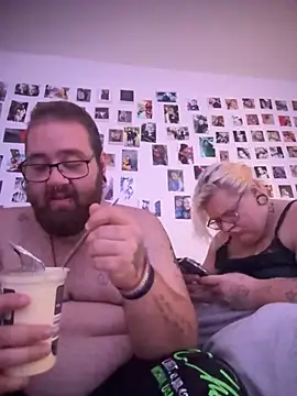 mrandmrsdarkside online show from 10-10-25, 08:42