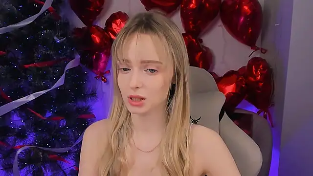 JuliaBrewwer online show from 04-09-26, 02:23