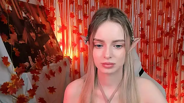 Snapshot of JuliaBrewwer chatting on 10-27-25, 11:55 JuliaBrewwer online show from 10-27-25, 11:55