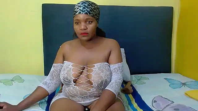 ChubbyBitch26 online show from 03-13-26, 06:35