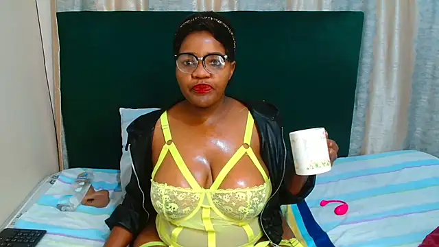 ChubbyBitch26 online show from 07-25-26, 10:27
