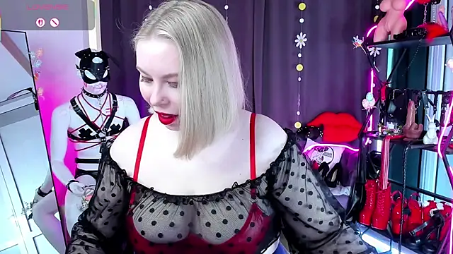 Anna Maxwell online show from 03-31-26, 02:02