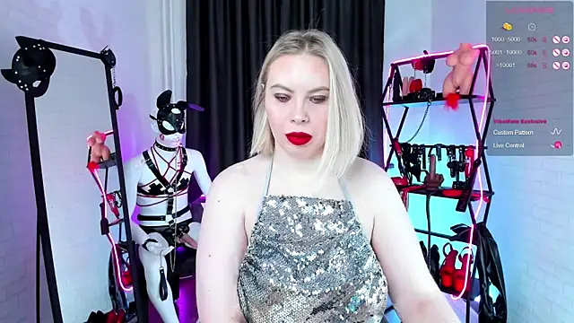 Anna Maxwell online show from 11-27-25, 01:50