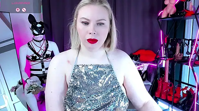 Anna Maxwell online show from 04-11-26, 01:57