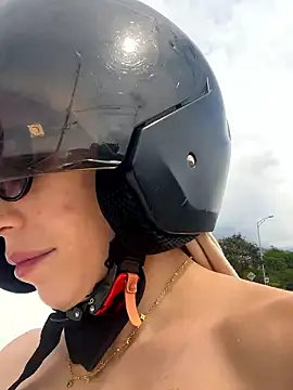 Dayanna adams online show from 01-10-26, 06:25