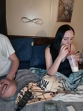 Shy Naughty Girl online show from 04-03-26, 03:46