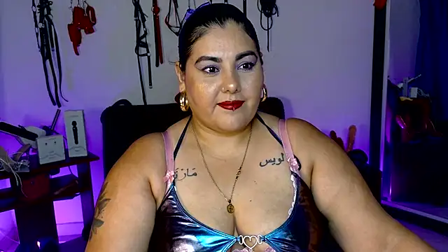 AndreaKinky online show from 07-12-26, 10:32