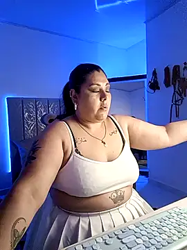 AndreaKinky online show from 10-19-25, 08:17