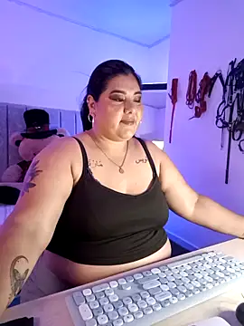 AndreaKinky online show from 11-22-25, 08:24