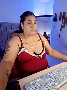 AndreaKinky online show from 10-20-25, 09:37