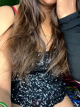 Snapshot of SEXY-SIMI-BHABI chatting on 05-18-26, 04:07 SEXY-SIMI-BHABI online show from 05-18-26, 04:07