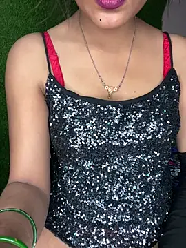 Snapshot of SEXY-SIMI-BHABI chatting on 05-18-26, 03:28 SEXY-SIMI-BHABI online show from 05-18-26, 03:28