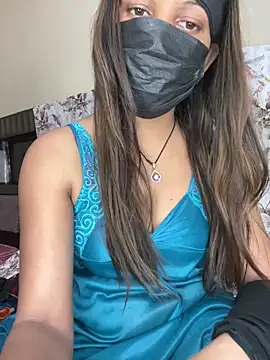 Snapshot of SEXY-SIMI-BHABI chatting on 05-31-26, 10:10 SEXY-SIMI-BHABI online show from 05-31-26, 10:10