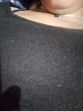 Snapshot of SEXY-SIMI-BHABI chatting on 05-19-26, 04:25 SEXY-SIMI-BHABI online show from 05-19-26, 04:25