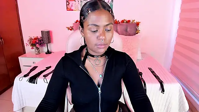Lucie Harper online show from 09-10-25, 08:08