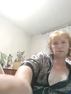 Snapshot of Flower2931 chatting on 06-11-26, 07:44 Flower2931 online show from 06-11-26, 07:44