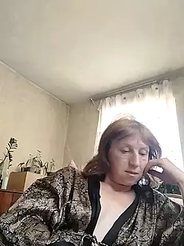 Snapshot of Flower2931 chatting on 05-15-26, 10:24 Flower2931 online show from 05-15-26, 10:24