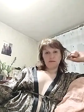 Snapshot of Flower2931 chatting on 04-01-26, 07:33 Flower2931 online show from 04-01-26, 07:33