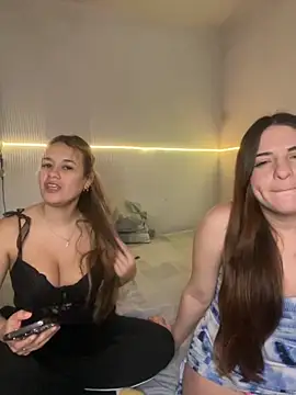 tetutamy online show from 09-18-25, 04:37