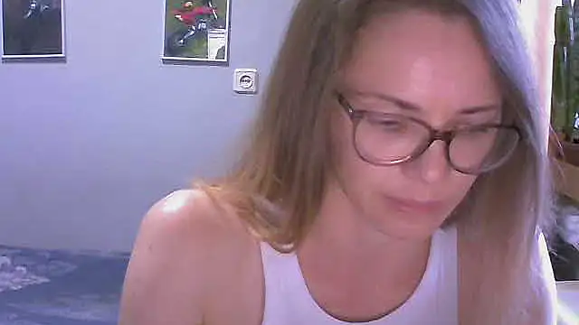 SEA Dream online show from 11-17-25, 04:49