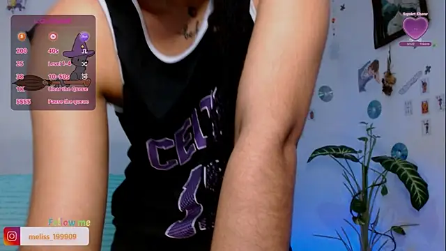 Nocturnawitch online show from 04-24-26, 01:29