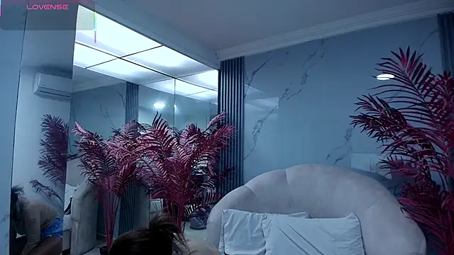 MayaBaker online show from 09-12-25, 07:24