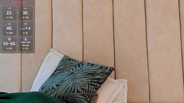  Zahiira  online show from 12-04-25, 12:15