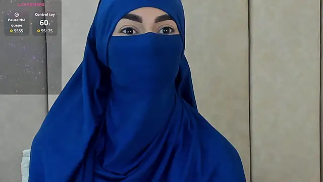  Zahiira  online show from 10-13-25, 12:40