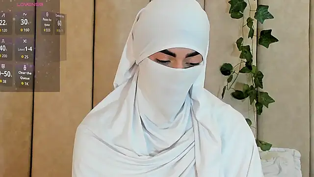  Zahiira  online show from 10-06-25, 12:06