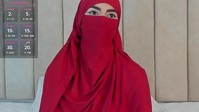  Zahiira  online show from 11-14-25, 11:47