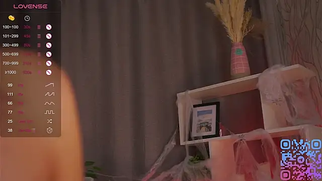 DaisyBlaze online show from 10-29-25, 04:50