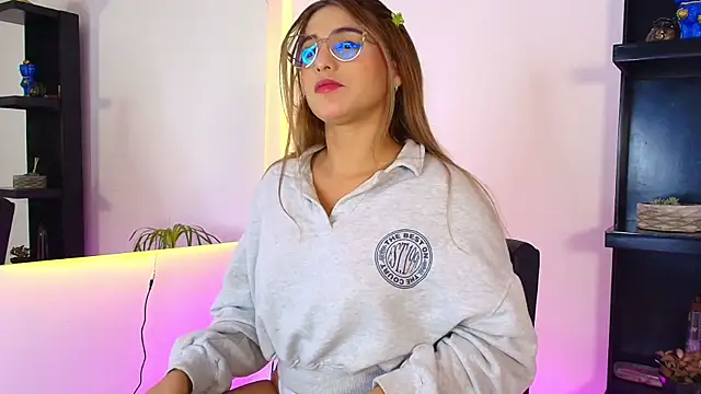 Sophie Janner online show from 02-21-26, 12:12