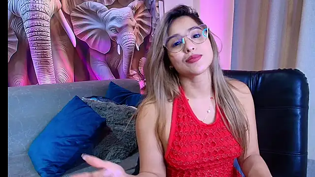 Sophie Janner online show from 12-18-25, 09:18