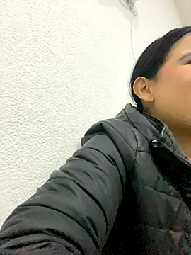 Aisha poweer online show from 10-10-25, 03:07