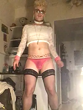 Snapshot of Sissy_Cindy_Whore chatting on 10-16-25, 11:57 Sissy Cindy Whore online show from 10-16-25, 11:57