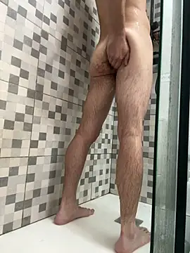 Snapshot of misterboybcn91 chatting on 10-09-25, 12:17 misterboybcn91 online show from 10-09-25, 12:17