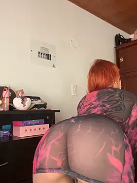 ScarlettRusso1 online show from 10-19-25, 01:14