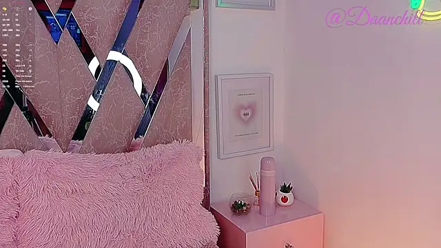 ScarlettRusso1 online show from 09-09-25, 12:03