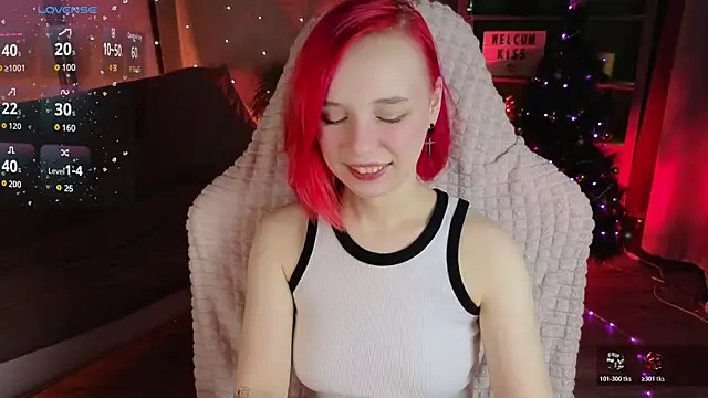 NaomiYoru online show from 01-10-26, 08:37