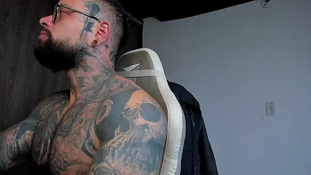 Snapshot of natevillage chatting on 10-02-25, 12:08 natevillage online show from 10-02-25, 12:08