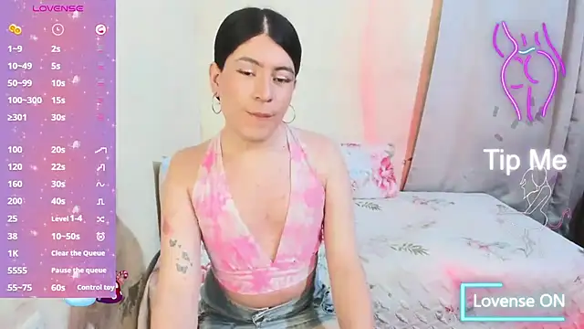 xxxEmmaxx online show from 11-26-25, 03:17