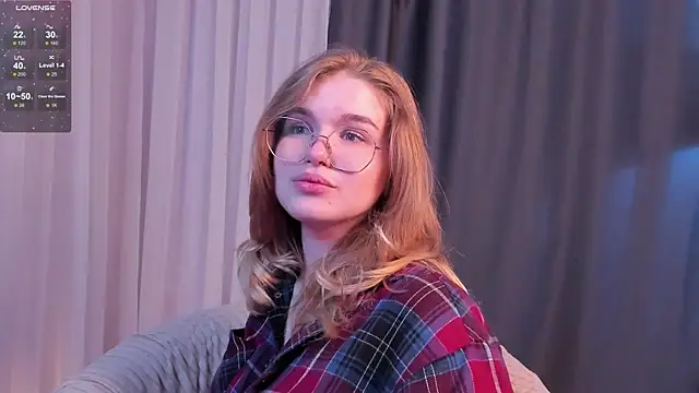 SophieMurrr online show from 10-14-25, 03:12