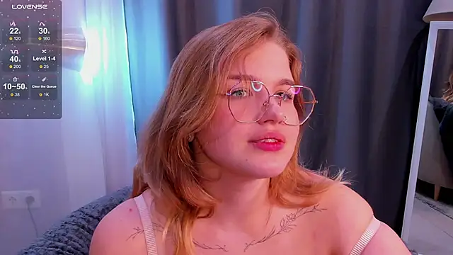 SophieMurrr online show from 09-25-25, 03:18