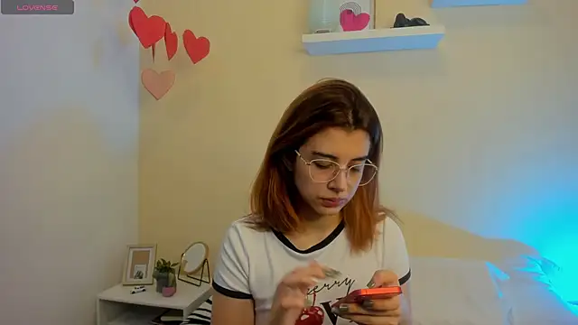 Katty  Rousse online show from 10-01-25, 05:17