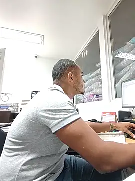 SanChacal5694 online show from 03-31-26, 10:12